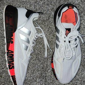ADIDAS BOOST RUNNING SNEAKERS SIZE 8 SON OUTGREW